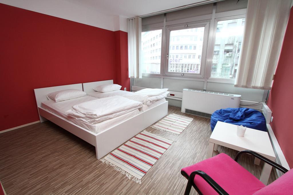 Dc Hostel Belgrad Zimmer foto