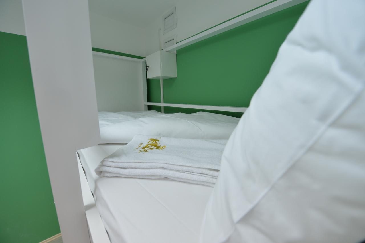 Dc Hostel Belgrad Zimmer foto